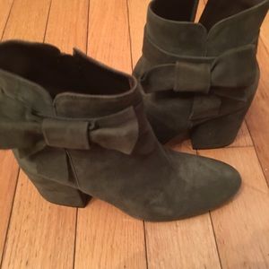 Suede Olive green booties with bow